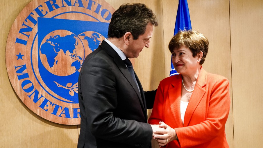 El FMI insta a España, Francia e Italia a implementar ajustes urgentes